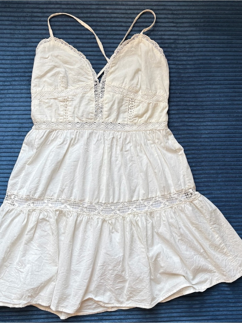 audrey parks francesca’s collection lace tiered mini dress